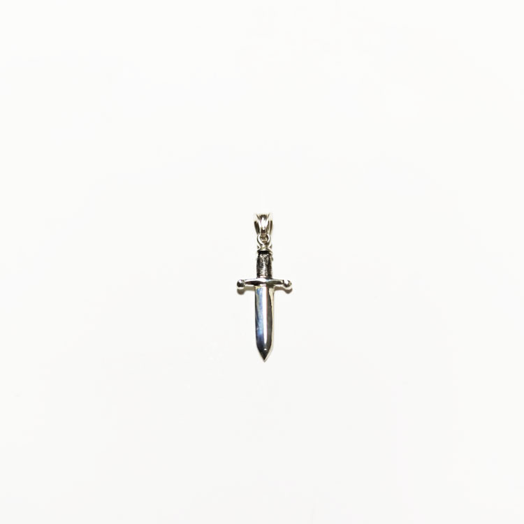 knife pendant