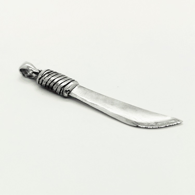 machete pendant