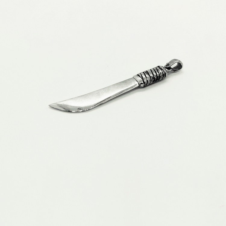 machete pendant