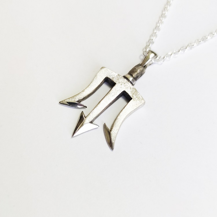 trident-necklace