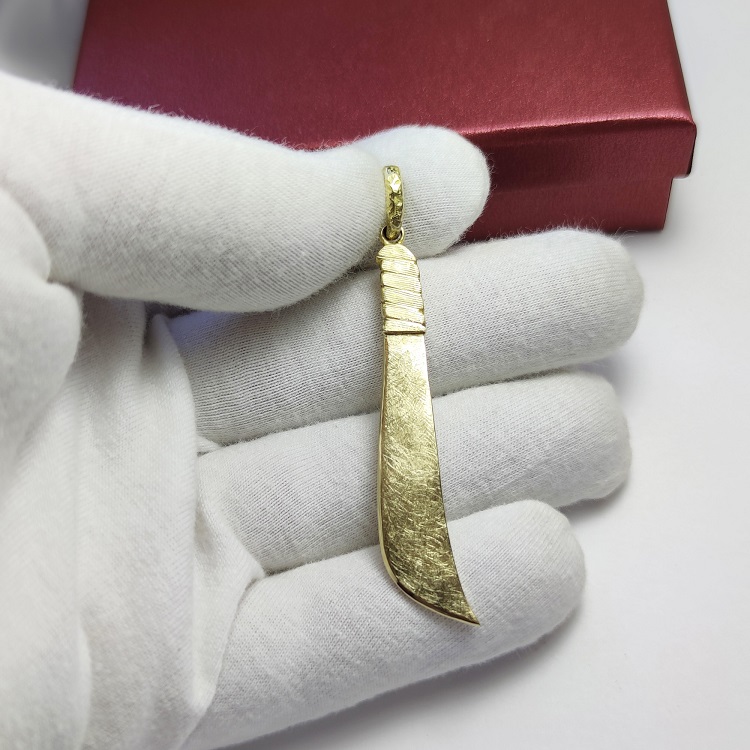 machete pendant