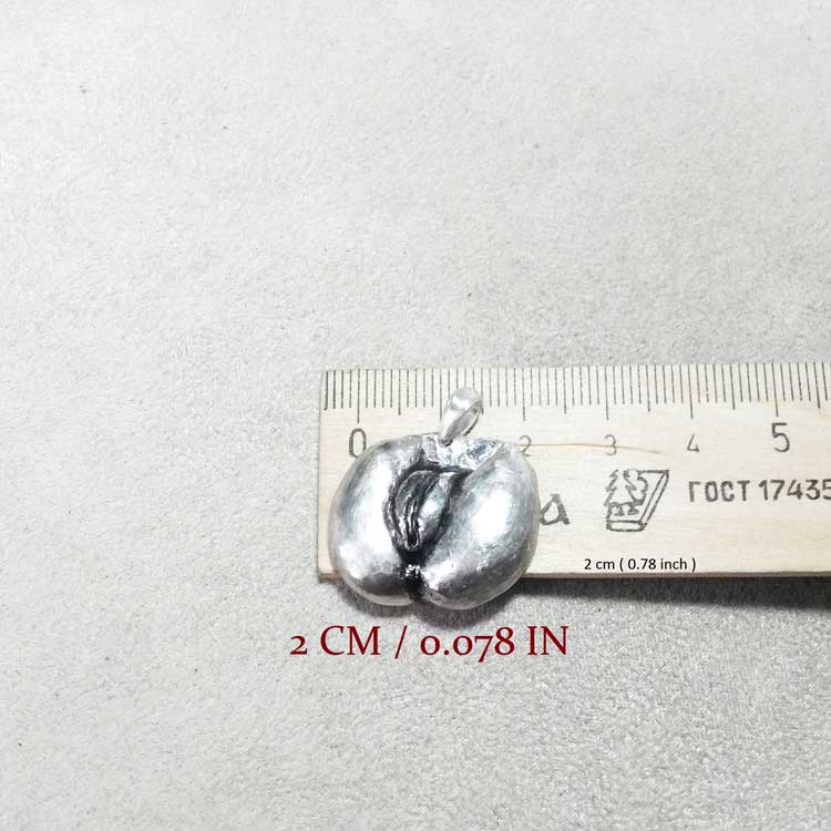 pussy necklace