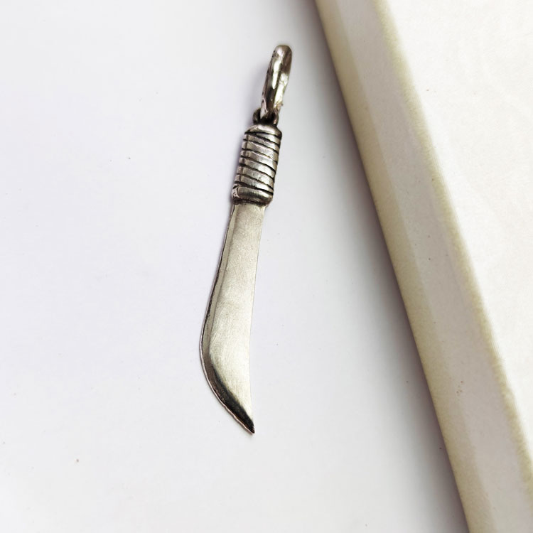 Machete Pendant 2