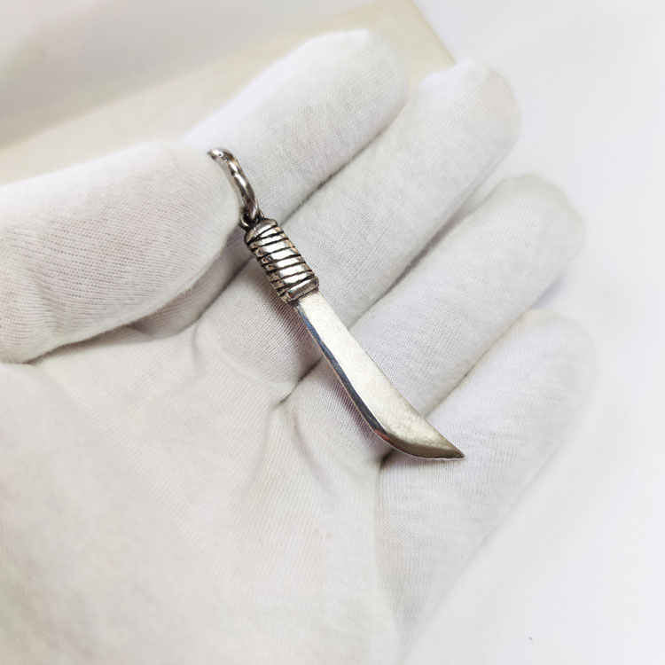 machete pendant