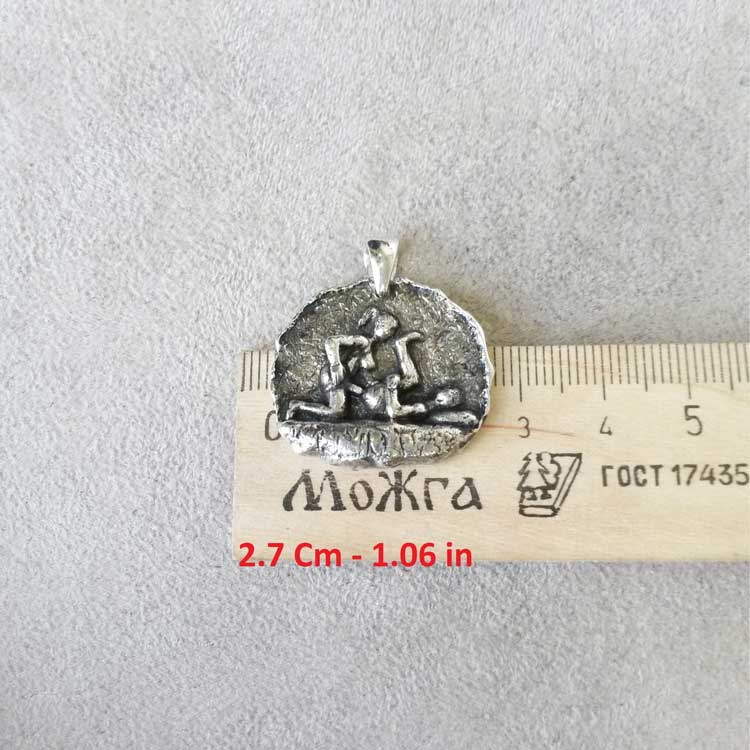 pegging pendant