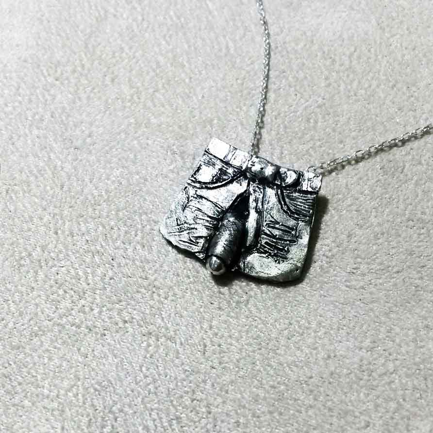 penis necklace
