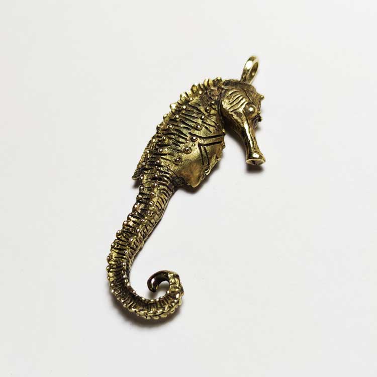 sea horse pendant