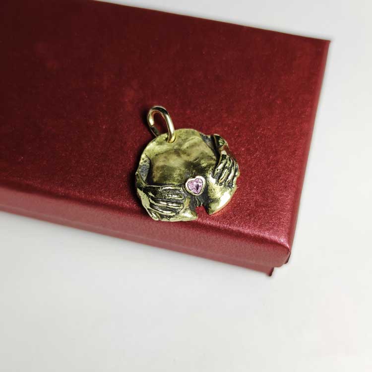erotic pendant